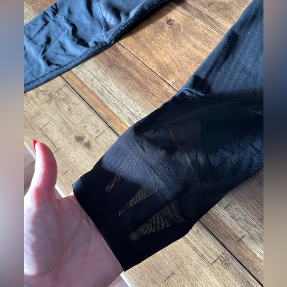 Old Navy Black tights with sheer panels - Picture 5 of 5